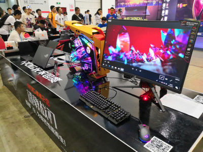 华硕ROG助力辽宁省第五届国际动漫电玩博览会电竞赛事 创新的技术力量引领未来发展